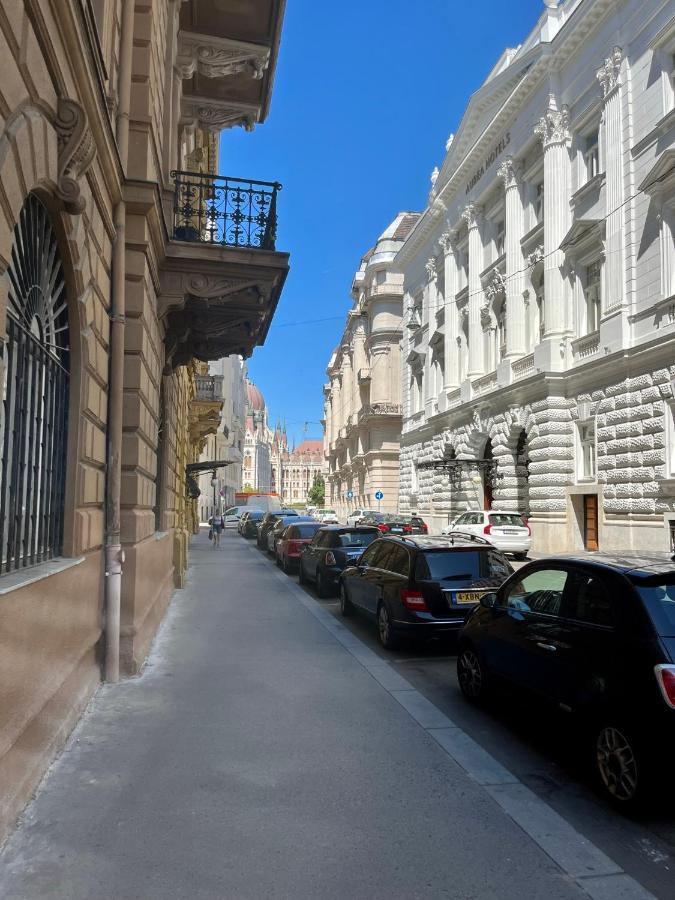 Academy Home - Elegant Place Next To The Parliament Budapest Ngoại thất bức ảnh